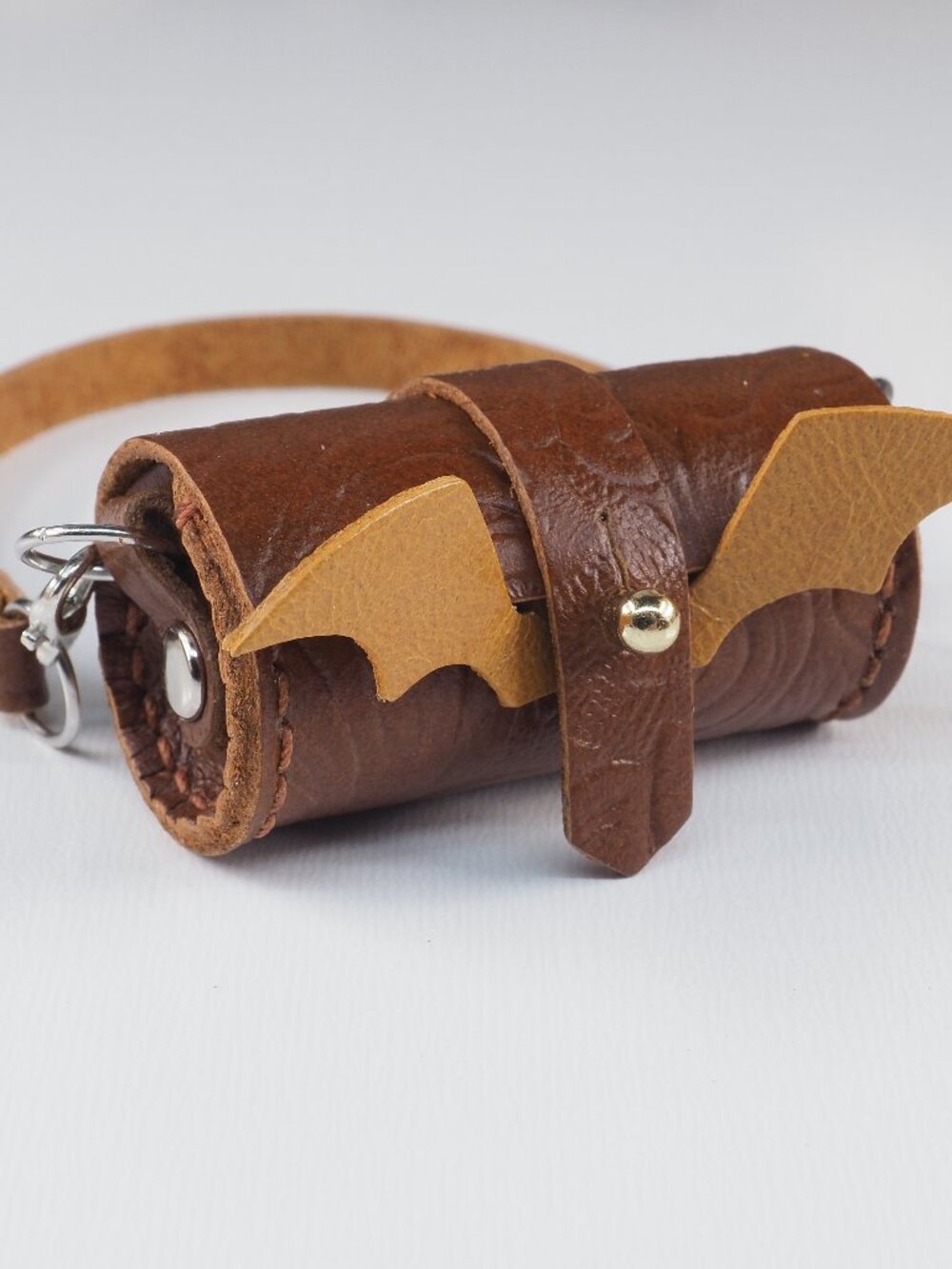 Handmade Mini Leather purse bag charm Tiny BJD Blythe Halloween Bat 007